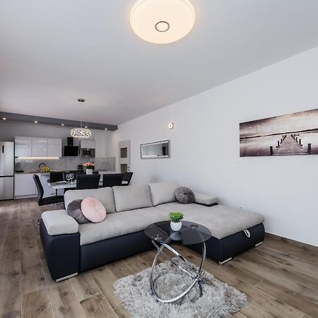 Luxury Apartment Maris Kaštela المظهر الخارجي الصورة